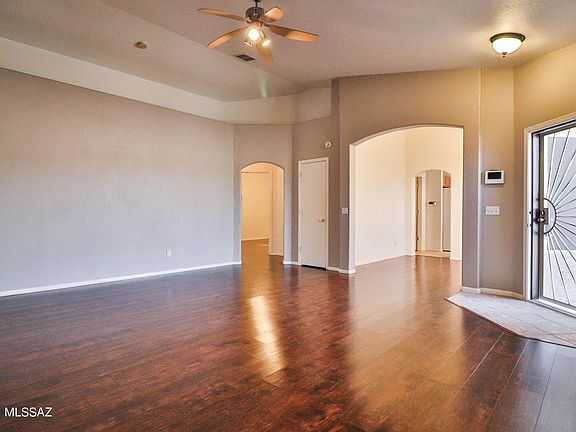 4th image of 9748 N Sandy Valley Dr
