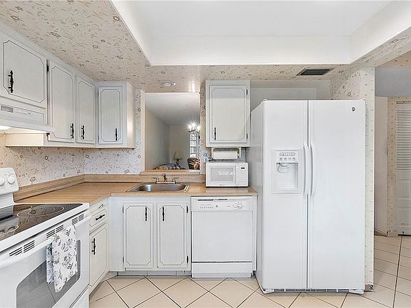 3rd image of 7690 NW 18th Street #102