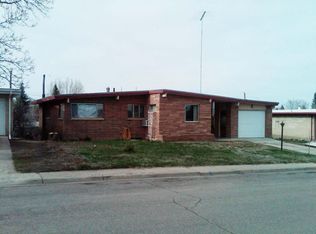 3152 Green Valley Rd, Cheyenne, WY 82001