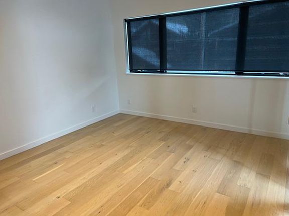 Secondaryt bedroom