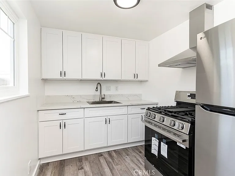 6741 S Newlin Ave — Photo 5