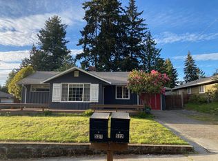 522 N 172nd St, Seattle, WA 98133