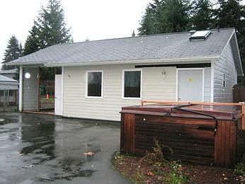 2nd image of 4929 67th St NE