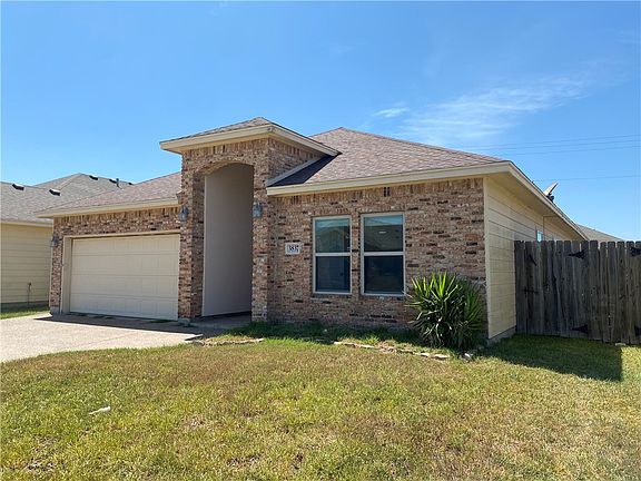 2nd image of 3837 Woodhouse Ln