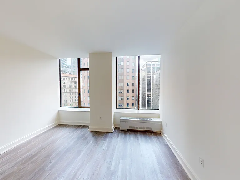 10 Hanover Square — Photo 124