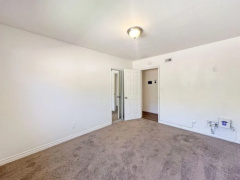 6212 Potomac St — Photo 9