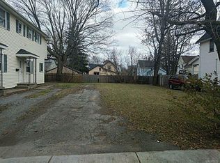 21 Hutchins Pl, Batavia, NY 14020