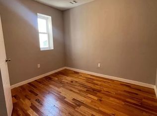 863 18th Ave #101, Irvington, NJ 07111