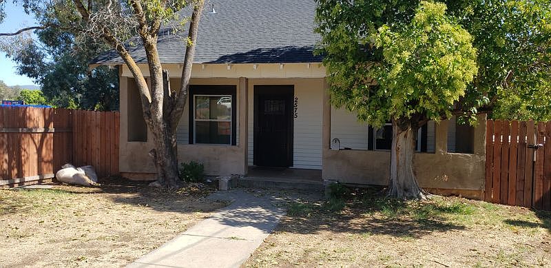 2nd image of 2575 Spencer Ave