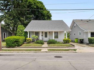 556 Division St, Huntington, IN 46750