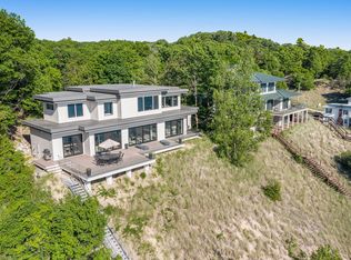 17583 N Shore Rd, Spring Lake, MI 49456