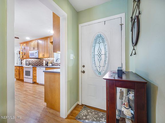 4th image of 3003 SILVER LAKE Drive