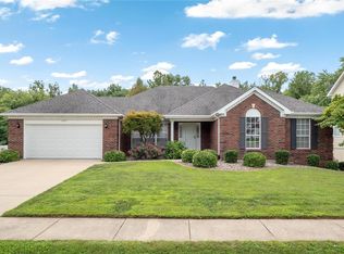 1305 Engle Creek Dr, O Fallon, IL 62269