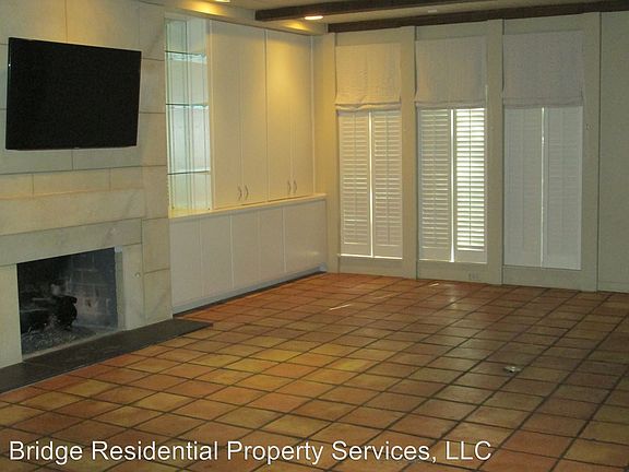 5th image of 5521 Collinwood Ave