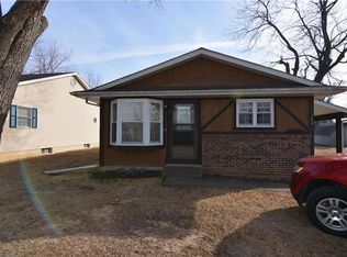 1224 N 6th St, Vandalia, IL 62471