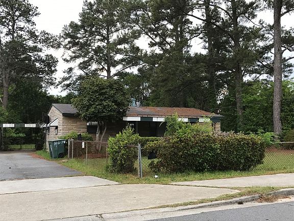 3rd image of 4070 Lafayette Dr