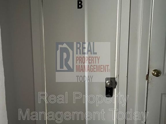 2nd image of 509 118th St S #B