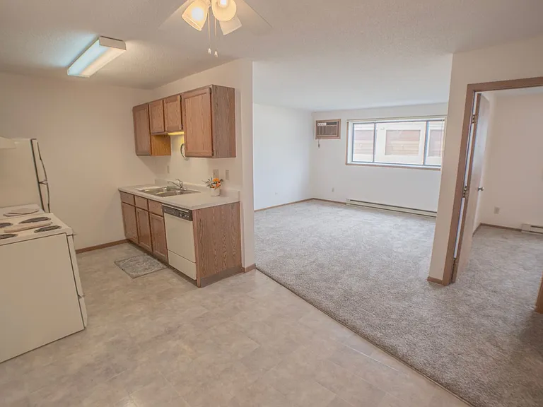 Citi Park Apartments — Photo 13