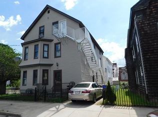 37 Grove St, Fall River, MA 02720