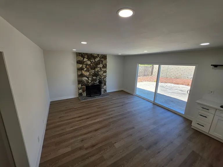 8831 Sailport Dr — Photo 10