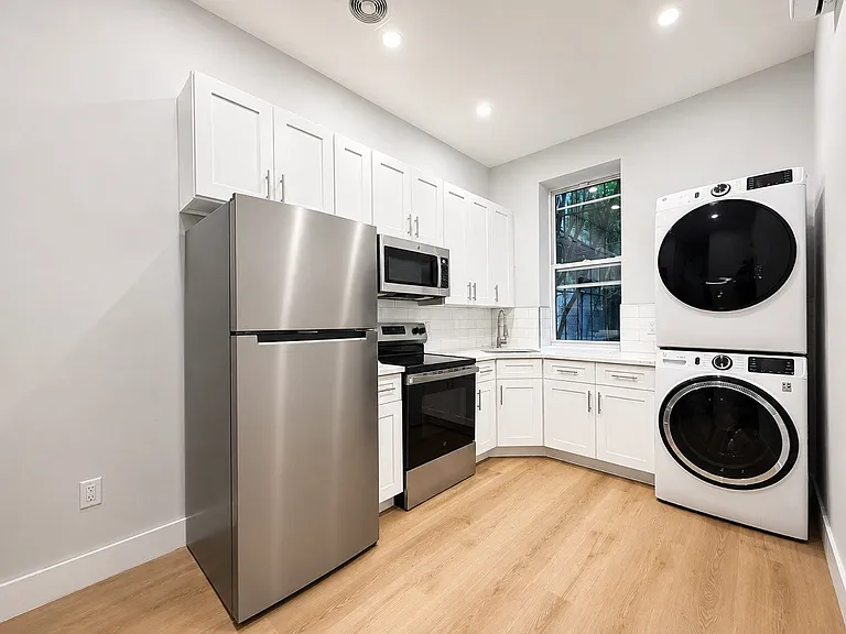 97 Ralph Ave #1 — Photo 3
