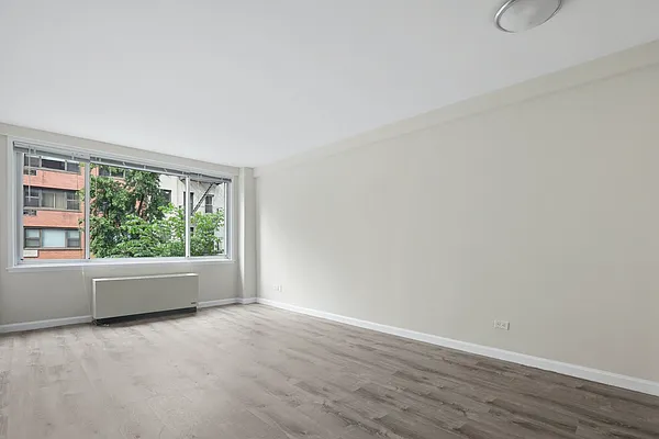 Rented by Stonehenge NYC LLC | media 3