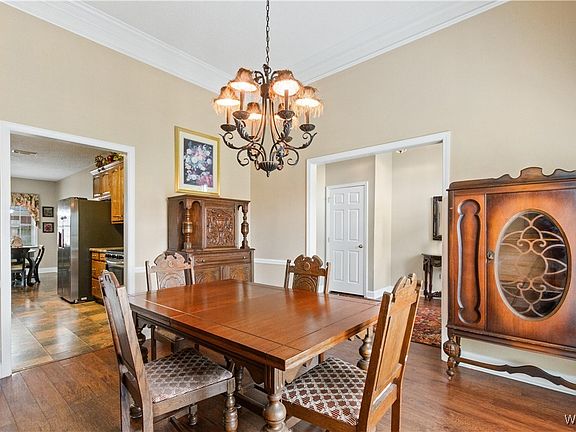4th image of 10242 Magnolia Springs Cir