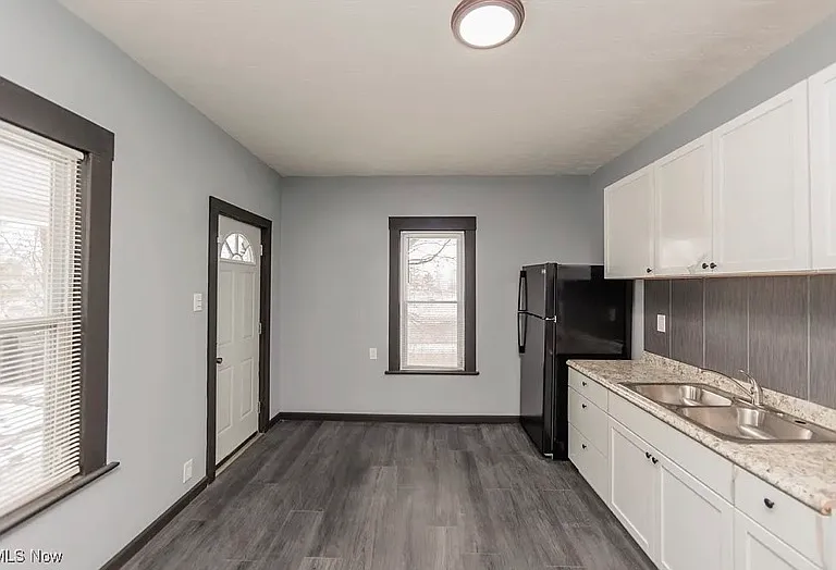 1431 Rowley Ave #1 — Photo 15