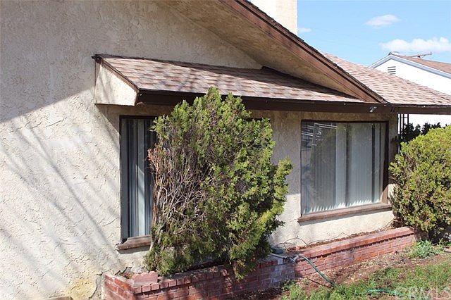 1st image of 117 W Desert View Dr