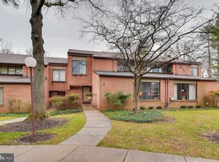 34 Oakridge Ct, Lutherville Timonium, MD 21093