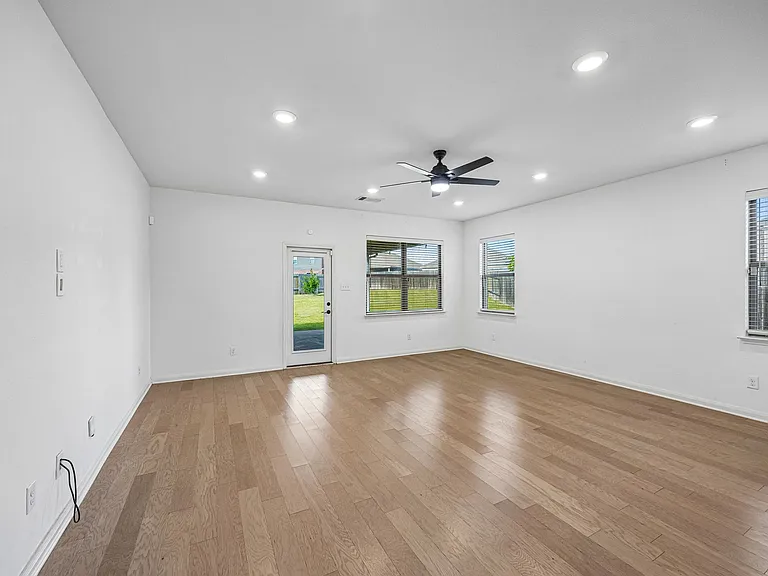 1613 Weathervane Way — Photo 9