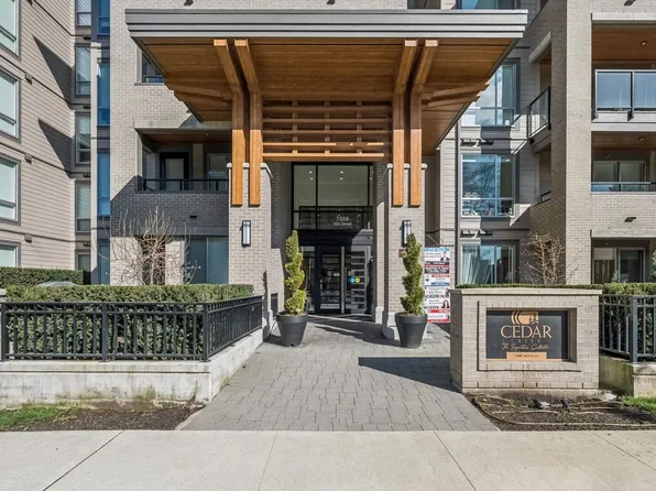 7588 16th St #314, Burnaby, BC V3N 0H8