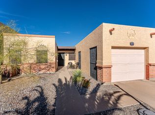 1212 W Camino Velasquez, Green Valley, AZ 85622