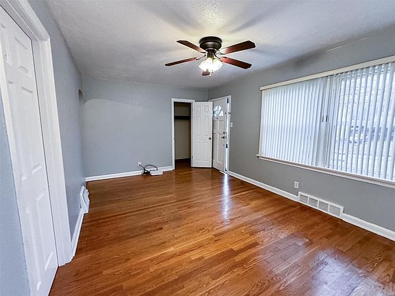 4th image of 3611 Boswell Ave
