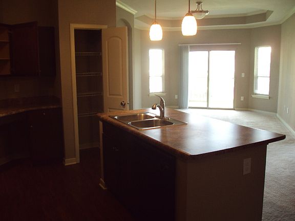 5th image of 14325 Raven Way APT 207