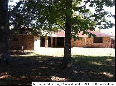 2nd image of 309 E Celeste Dr