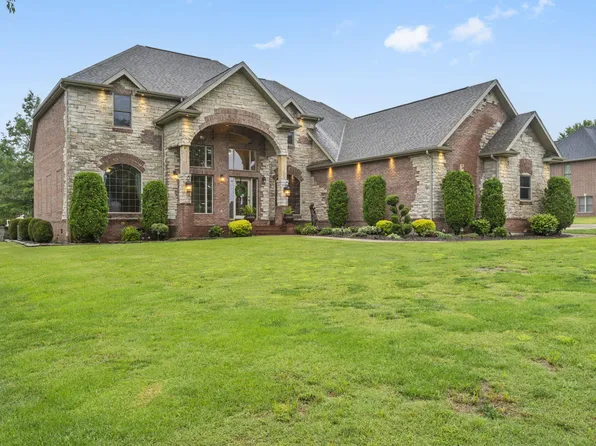 2421 Candlebark Lane, Lebanon, MO 65536