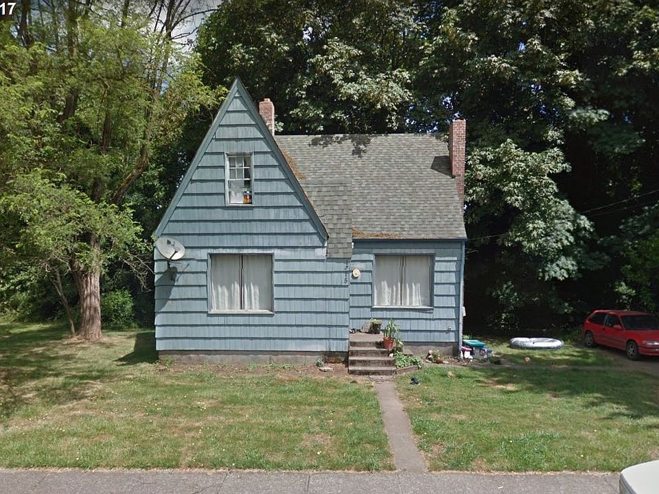 2nd image of 1315 Main St
