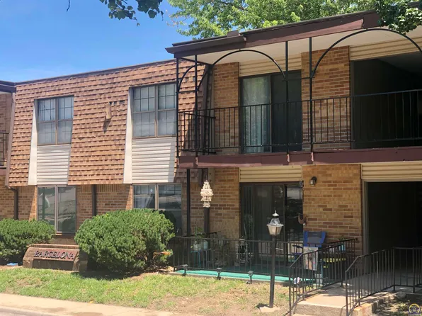 2936 SW Lydia Ave APT 210, Topeka, KS 66614