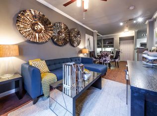 2801 Live Oak St #4403, Dallas, TX 75204