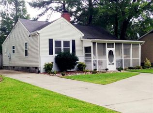 132 Riverview Dr, Hampton, VA 23669