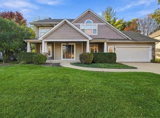 5311 Switch Grass Ln, Naperville, IL 60564