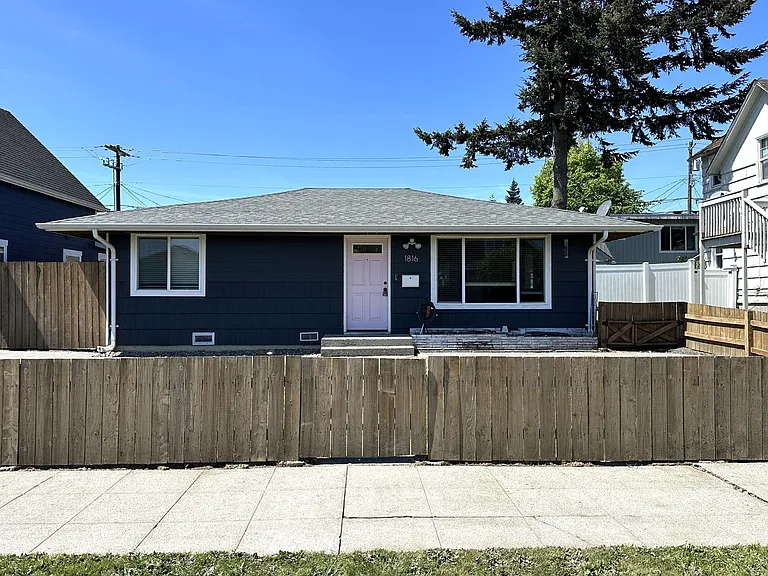 1816 Rockefeller Ave — Photo 18