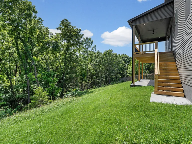 11 Slifer Ln — Photo 45