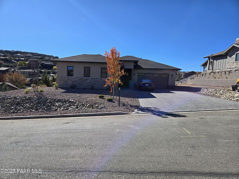 2nd image of 1100 Sunrise Blvd