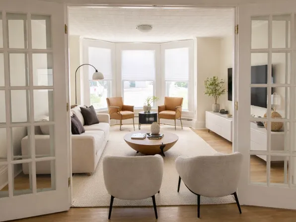 28 Centre St, Concord, NH 03301