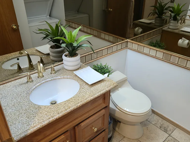 7220 N Lake Blvd #2 — Photo 12