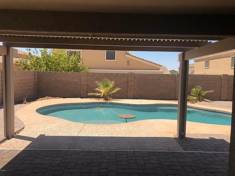 743 E Wolf Hollow Dr — Photo 16
