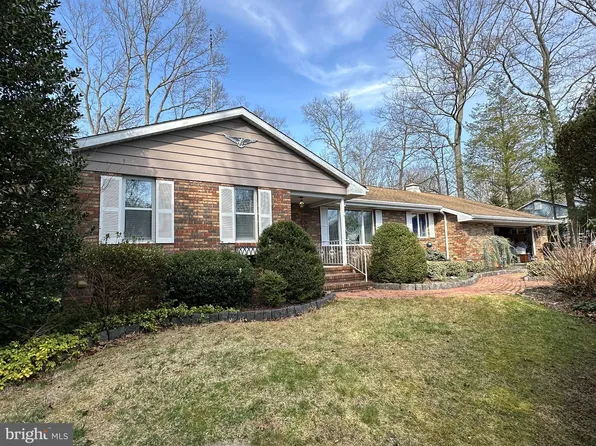 10 Malaga Dr, Bridgeton, NJ 08302