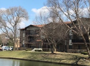 14028 S Laramie Ave APT 1714, Crestwood, IL 60445